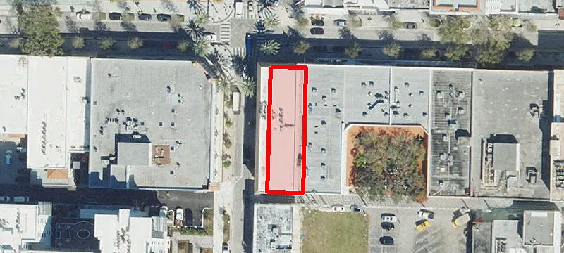 Warehouse Unit with Ample Parking