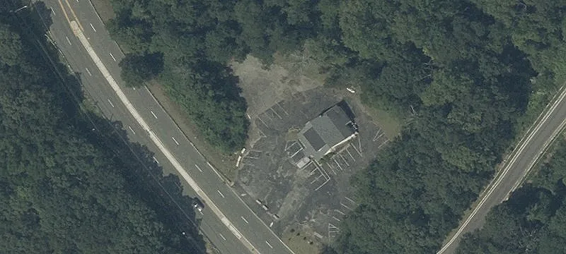 Freestanding Commercial Building