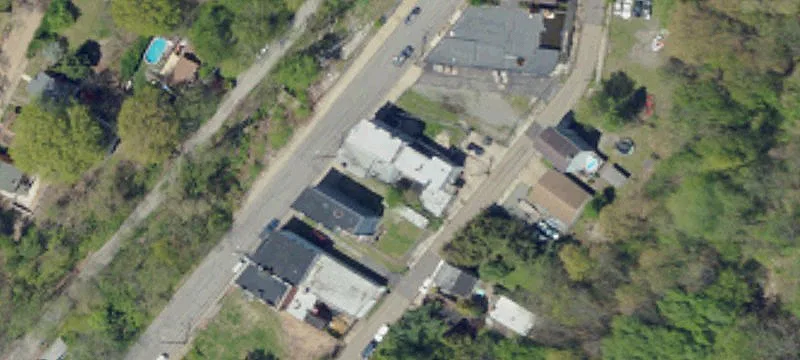 Mixed-Use 3-Unit Building