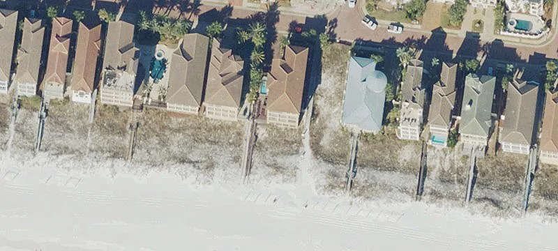 Gulf-Front Waterfront Land