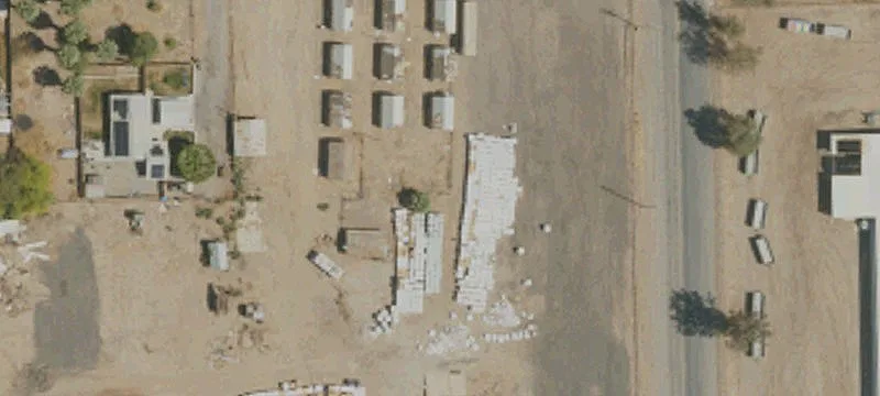 Industrial Property with 12 Back Units