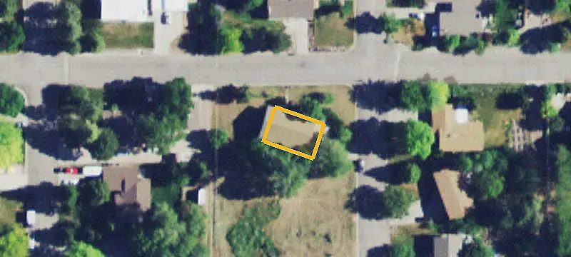 Level Residential Lot