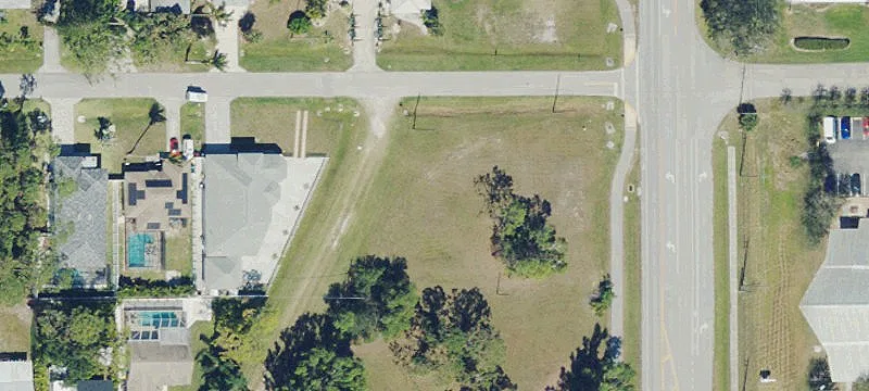 Waterfront Canal-Front Land