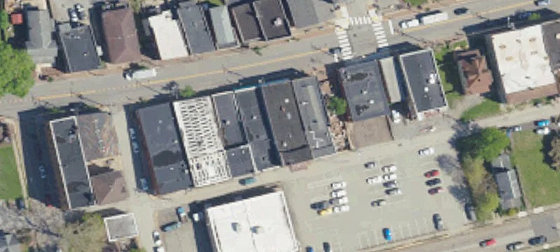 Mixed-Use Building with Apartment