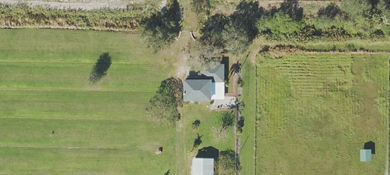 Fully Fenced Equestrian Estate Land