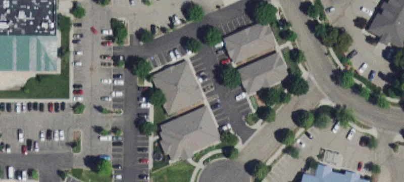 Office Building with 6,830 SF
