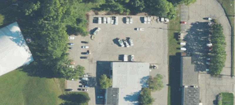 Single-Tenant Lawn Care Facility