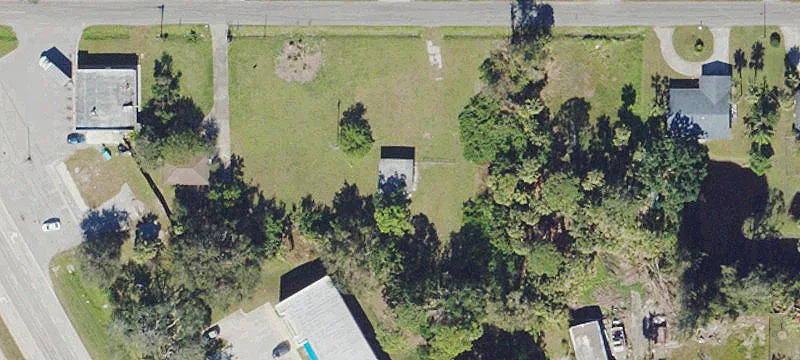 Residential Treed Lot with Garage