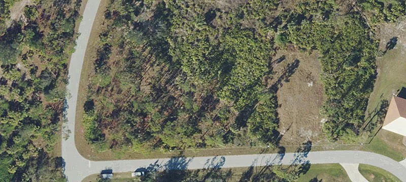 Wooded Residential Land Lot