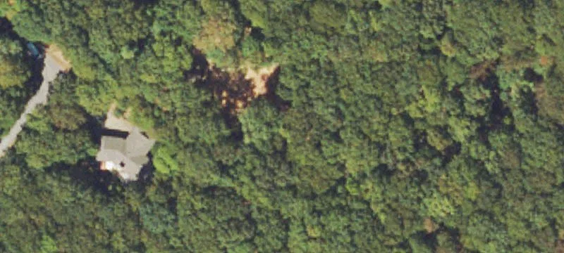 Gently Sloping Mountain View Lot