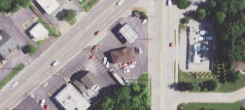 Automotive Bay Building with Carwash Access