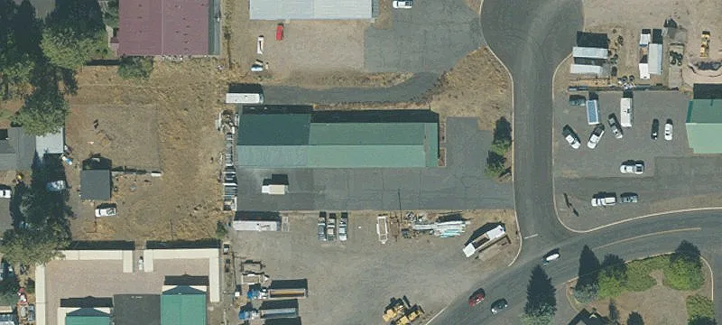 Multi-Tenant Flex Property