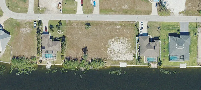 Freshwater Canal Homesite