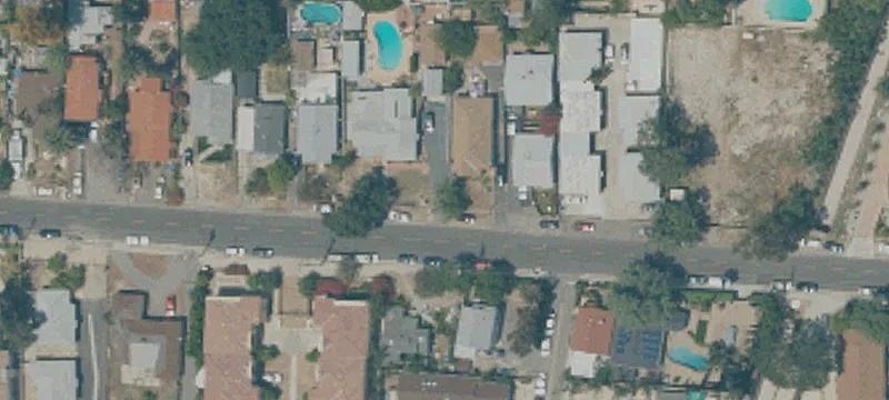 Duplex with Swimming Pool