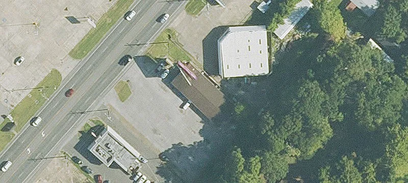 Standalone Retail Building with Land