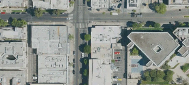 Retail Storefront on Robertson Blvd