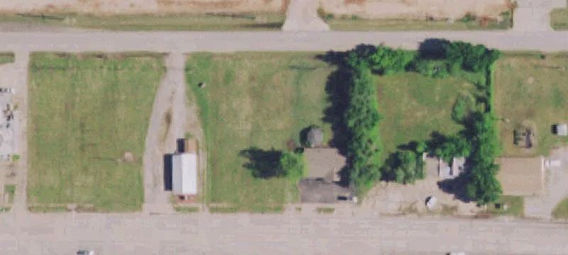 Warehouse with Fenced Yard Access