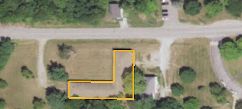 Vacant 15-Unit Apartment Building