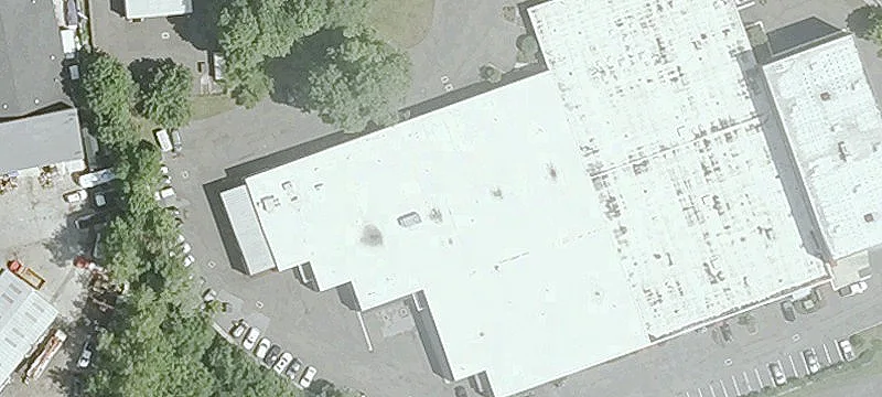 Industrial Warehouse with Shared Docks