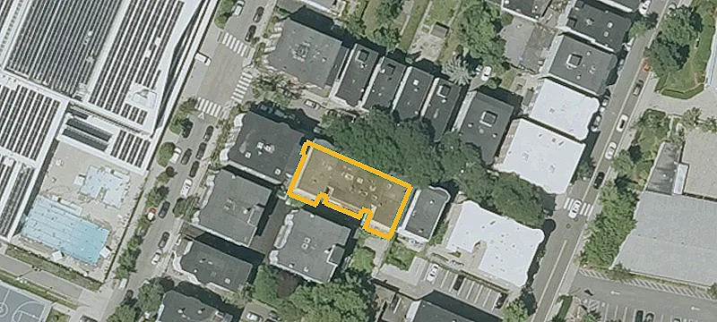 Updated Top-Floor Apartment