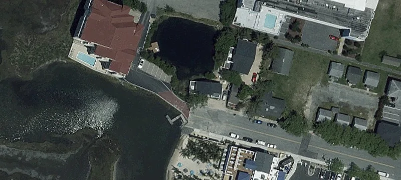 Bayfront Multi-Unit Waterfront Compound