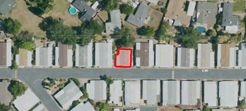 Updated Senior Community Mobile Home