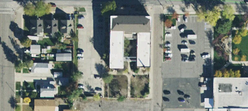 Multifamily Apartment Building