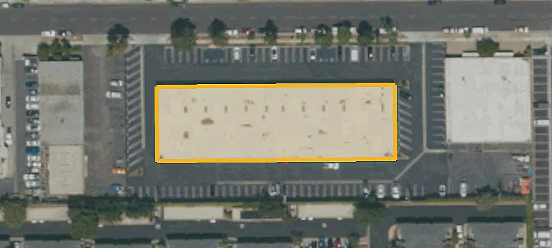 Industrial Building with 24,882 SF