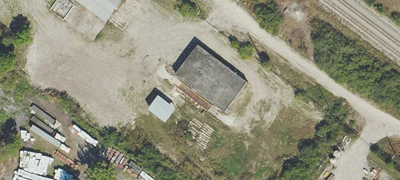 Industrial Parcel with Two-Story Warehouse