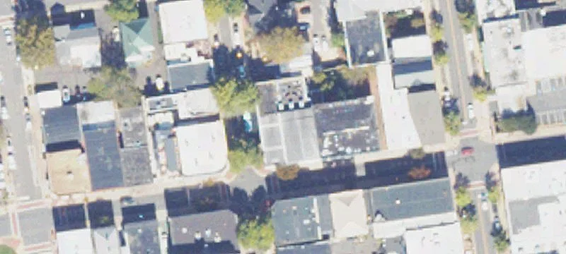 Mixed-Use Restaurant and Apartments