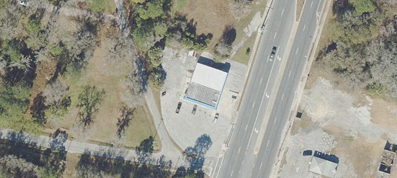 Warehouse Showroom with Fenced Lot