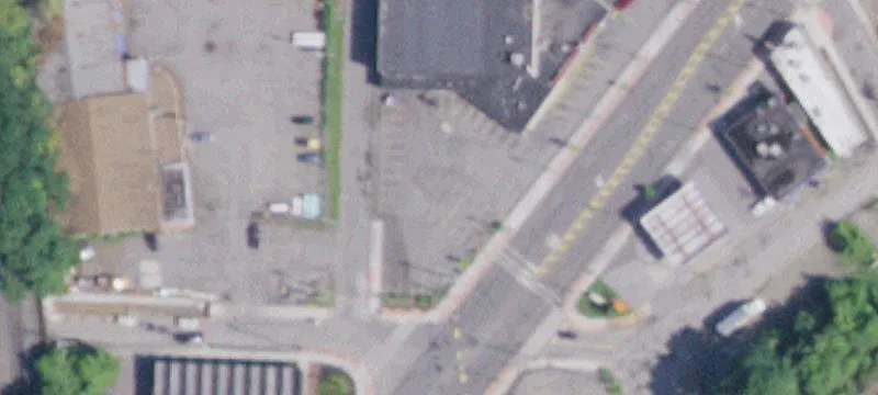 Multi-Building Retail and Warehouse Parcel