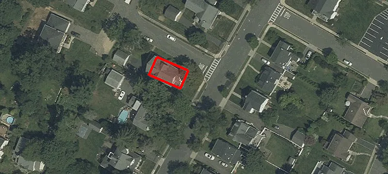 Third-Floor Residential Rental