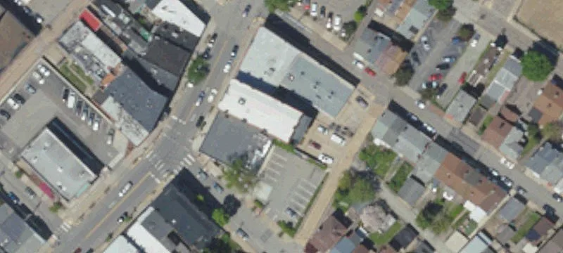 Mixed-Use Retail and Restaurant Building