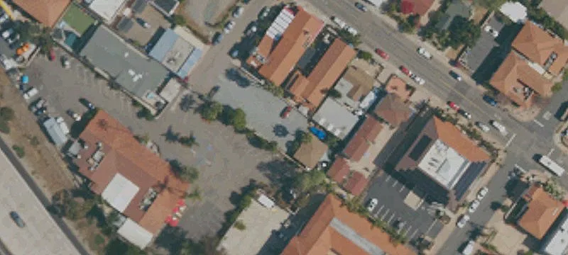 Triplex with Three Parking Spaces