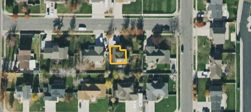 Buildable Flag Lot Opportunity