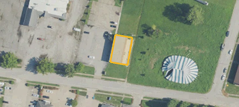 Office Building with Divisible Space