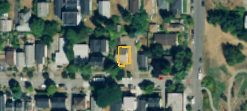 R1 (M) Zoned Development Lot