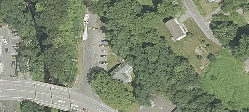 Multi-Use Office Building
