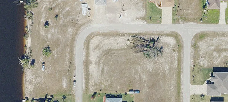 Corner Waterfront Building Lot