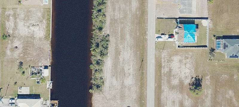 Canal Gulf Access Waterfront Land