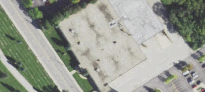 Warehouse with Exterior Docks