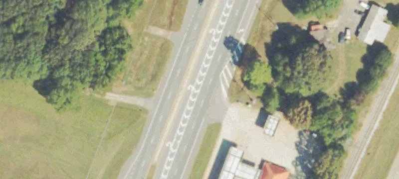 Commercial Land with Extensive Frontage