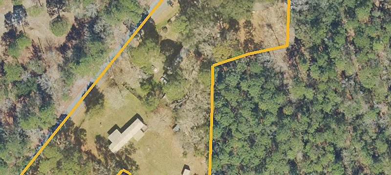 Waterfront-Adjacent Residential Lot