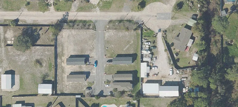 Short-Term Rental Cottage Quadplex