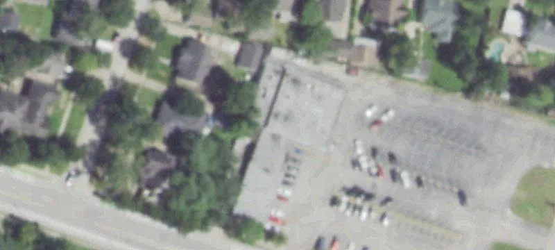Three-Tenant Retail Center