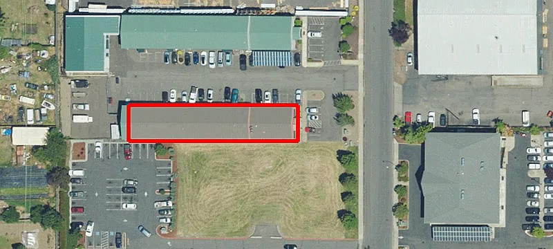 Warehouse with Ground Office