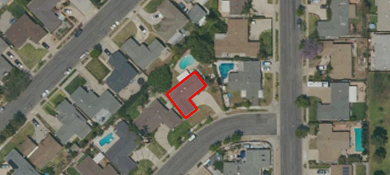 Detached ADU with Separate Living Quarters