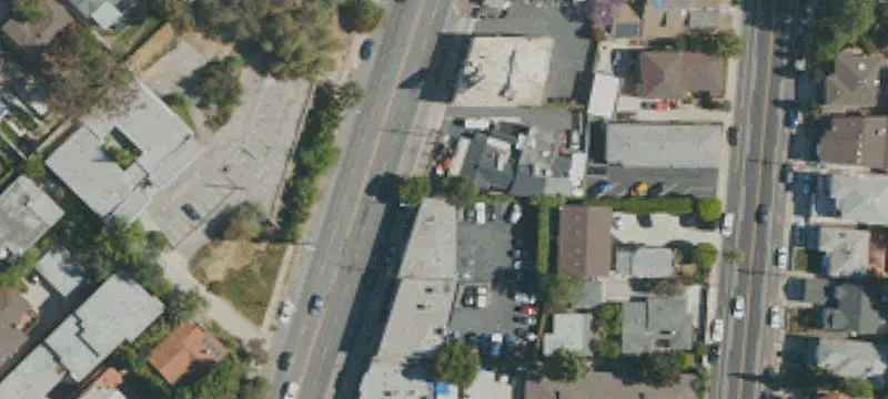 Freestanding Mixed-Use Property with Patio