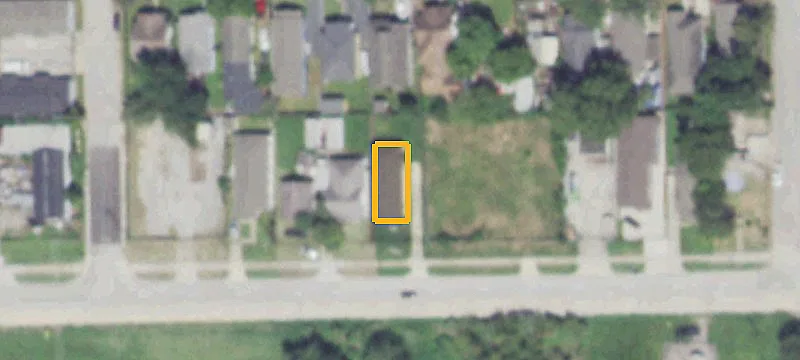 Commercial Land with Mobile Office